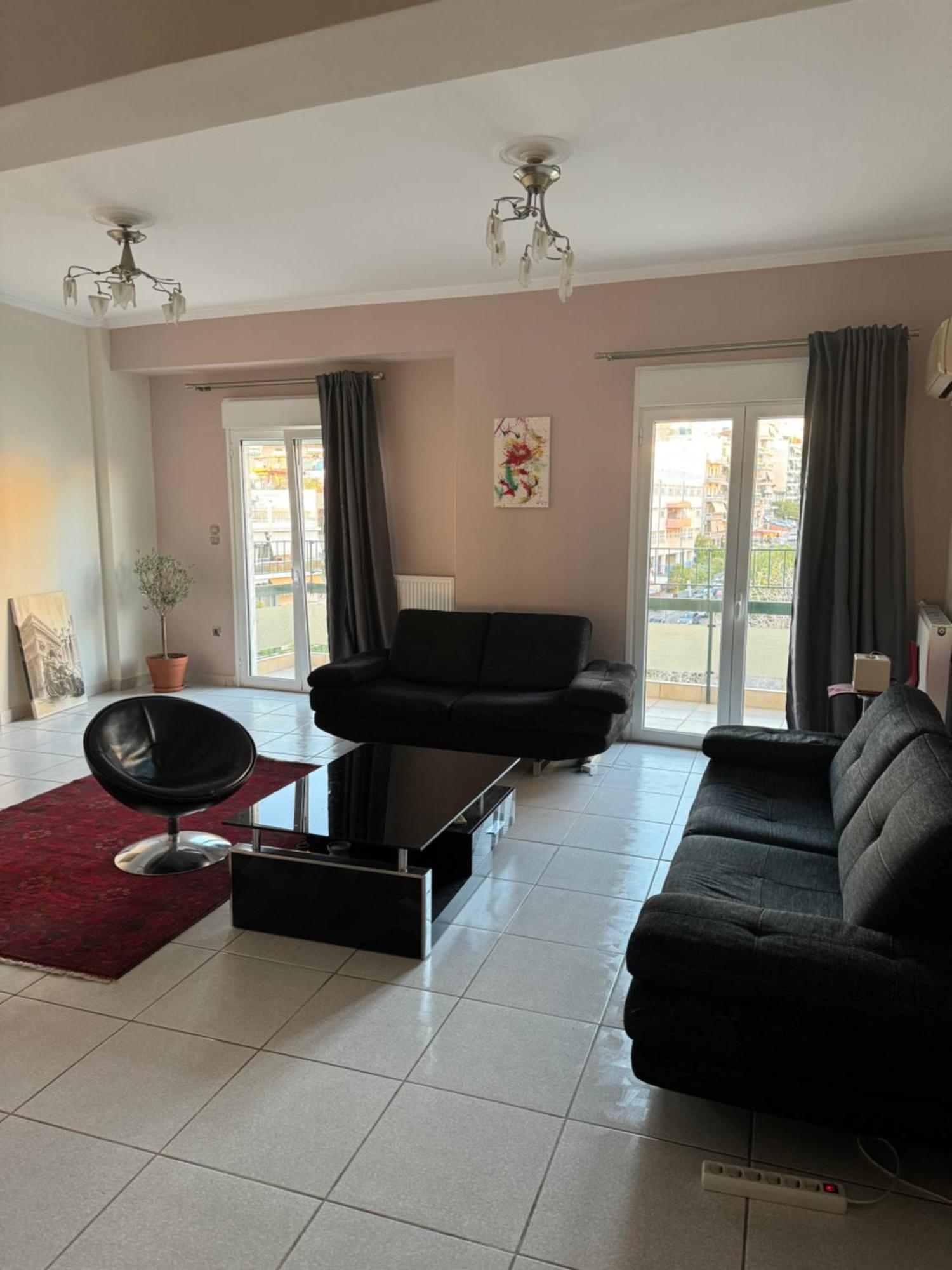 Apartment Top-floor In Poligono, Spacious 2-bedroom